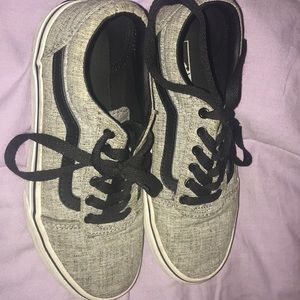 Boy’s vans